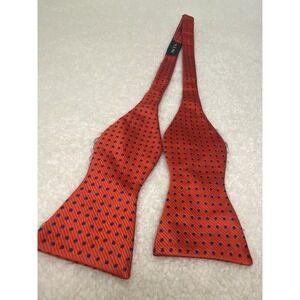 Izod 100% Silk Adjustable 13 3/4-16 1/2 Bow Tie Red With Blue Geometric Print